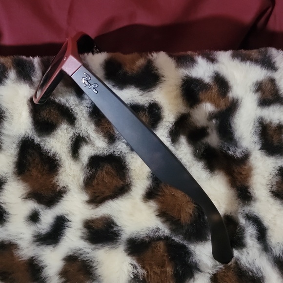 NIB Ray-Ban New Wayfarer Polarized - Picture 4 of 6